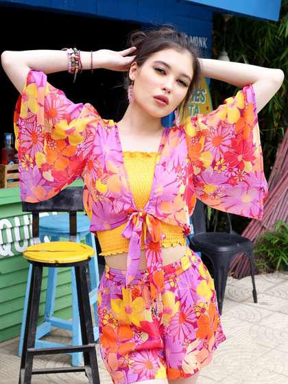Sera Orange &
                        Magenta Floral Printed Crop Tie-Up Shrug