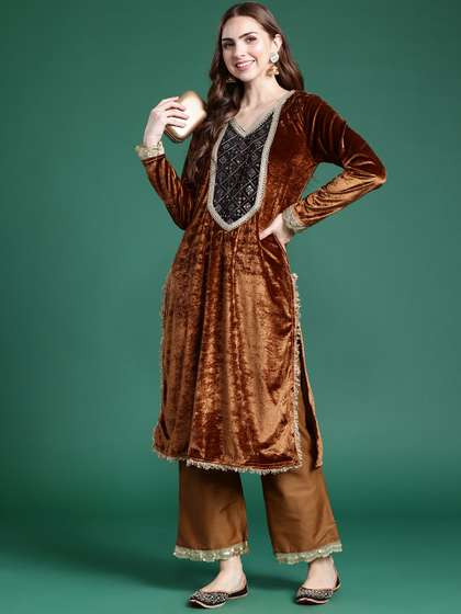 Sangria V-Neck Embellished Sequinned Kurta