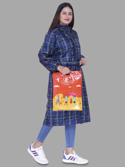 THE CLOWNFISH
                        Dynamic Pro Checked Hooded Reflector Logo
                        Reversible Waterproof Rain Jacket