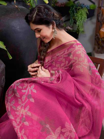 MIRCHI FASHION
                          Pink & White Floral Printed Zari Saree