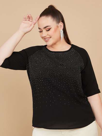 Styli Plus Size
                        Embellished Raglan Sleeves Top