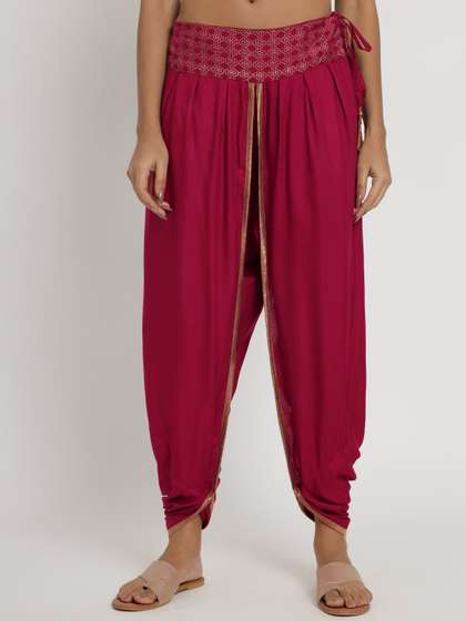 9rasa Women
                          Printed Dhoti Pants