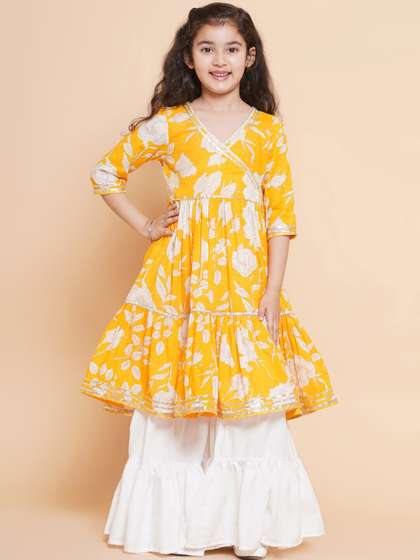 Bitiya by Bhama Girls
                    Floral Printed Angrakha Gotta Patti Pure Cotton
                    Kurta with Sharara