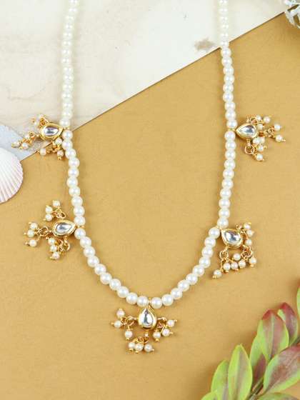 Asthetika Kids Girls
                    Gold-Plated Kundan Necklace