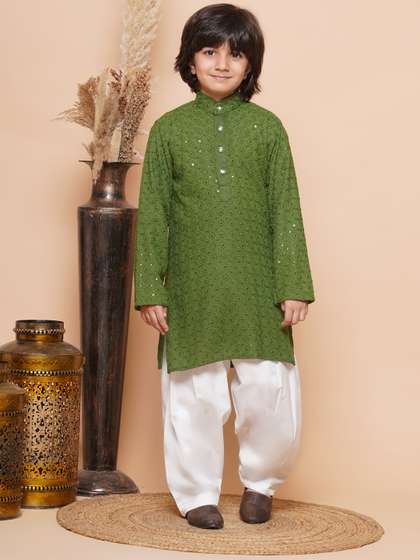 Aj DEZInES Boys Ethnic
                    Motifs Sequinned Chikankari Pure Cotton Kurta with
                    Salwar