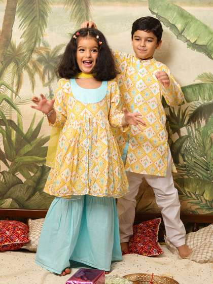 VASTRAMAY Boys Ikat
                      Ethnic Motifs Printed Band Color Regular Kurta
                      Set