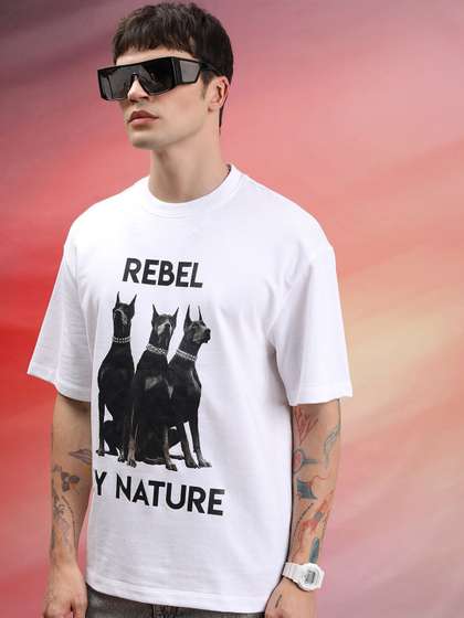 HIGHLANDER Unisex
                        Oversized Graphic Printed Drop Shoulder Sleeves
                        Casual T-shirt