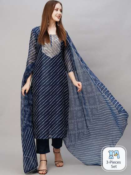 GoSriKi Bandhani Printed Regular Kurta with Trousers & Dupatta