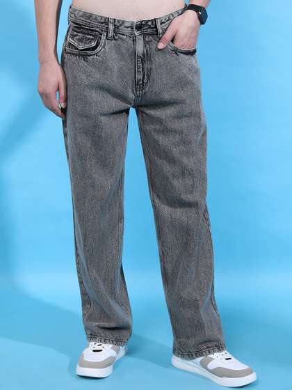 HIGHLANDER Men Grey
                        Straight Fit Mid-Rise Clean Look Jeans