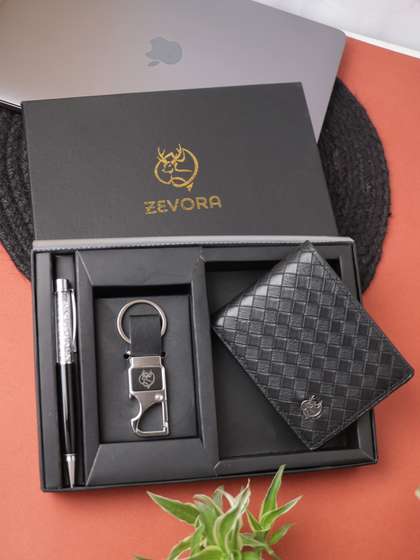ZEVORA Men Leather
                    Accessory Gift Set