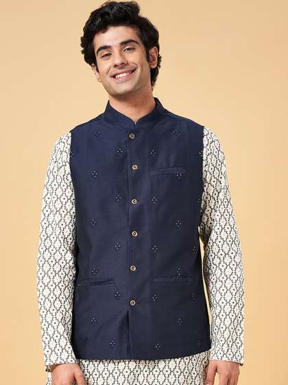 indus route by Pantaloons Embroidered Nehru Jacket