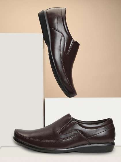 Paragon Men Anti
                        Skid Sole Formal Slip-On Shoes
