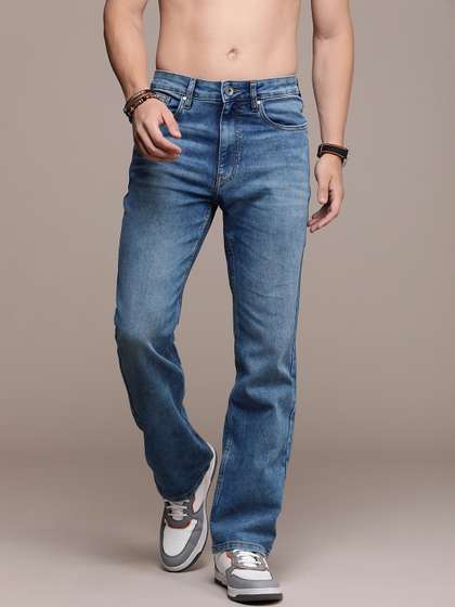 Roadster Men Bootcut
                        Light Fade Jeans