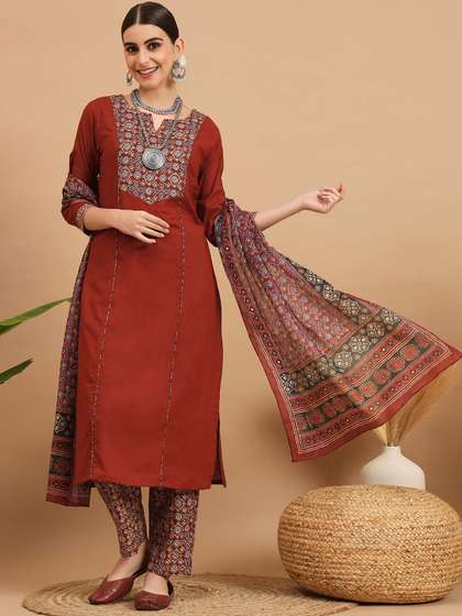 Vbuyz Ethnic
                          Motifs Yoke Design Kurta & Trousers With
                          Dupatta