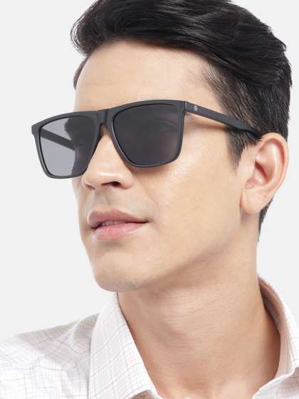 Carlton London
                        Unisex Black Lens Wayfarer Sunglasses with UV
                        Protected Lens CLSM270