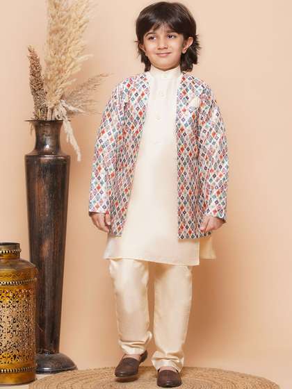 Aj DEZInES Boys Ethnic
                    Motifs Printed Raw Silk Kurta With Trousers