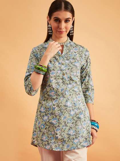 Sangria Floral Printed Straight Kurti