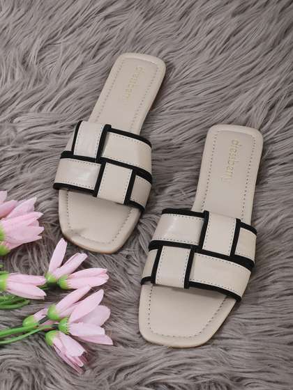 DressBerry Beige
                        Woven Design Open Toe Flats