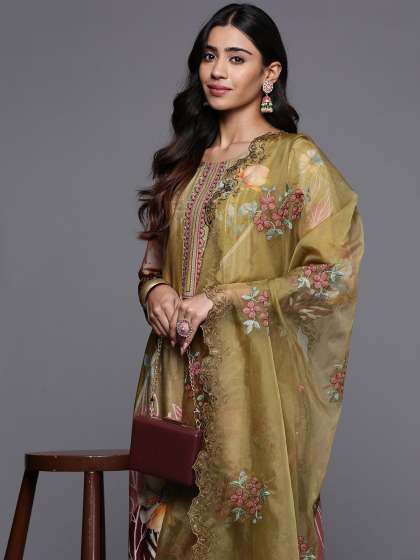 Varanga Floral Printed Regular Thread Work Pure Silk Kurta with Trousers & Dupatta