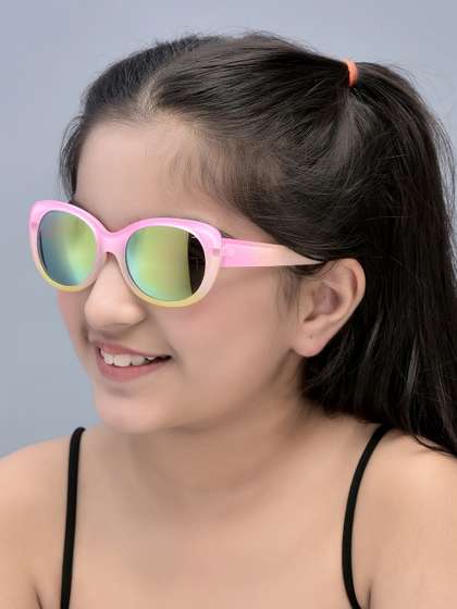 Carlton London Girls
                      Mirrored Lens Cateye Sunglasses with UV Protected
                      Lens CLSG236