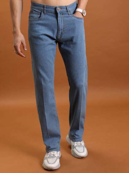 HIGHLANDER Men
                      Straight Fit Mid-Rise Clean Look Light Fade
                      Stretchable Jeans