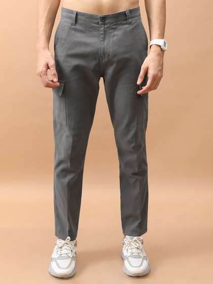 HIGHLANDER Men
                        Tapered Fit Mid-Rise Plain Cargos