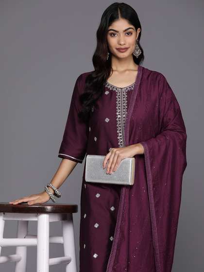 Libas Women Embroidered Kurta Set