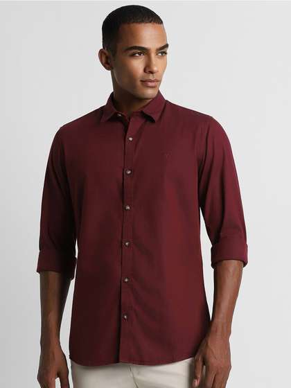 Peter England
                        Casuals Slim Fit Spread Collar Cotton Casual
                        Shirt