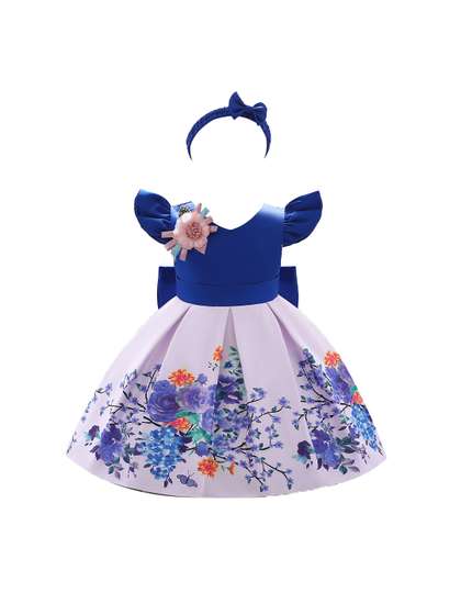 StyleCast Blue &
                    White Floral Printed Fit & Flare Dress