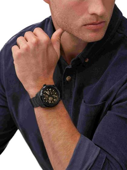 Fossil Men Textured Dial
                    & Stainless Steel Straps Analogue Automatic
                    Motion Watch ME3256