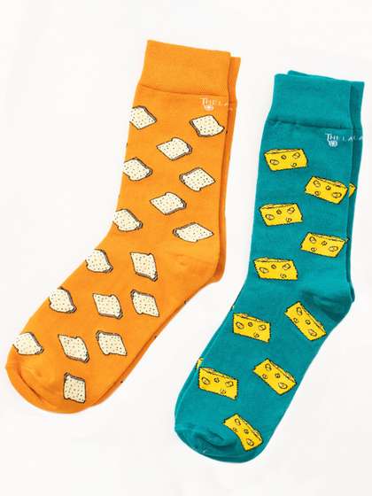 Thela Gaadi Unisex Pack
                    Of 2 Patterned Calf-Length Socks
