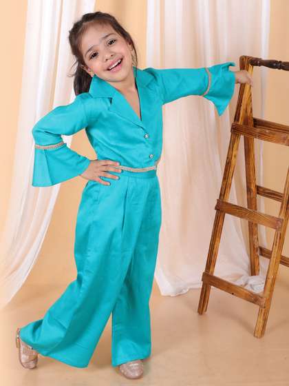 Superminis Girls Shirt
                    Collar Clothing Set