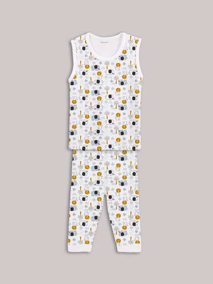 Kanvin Boys White
                    Graphic Printed Thermal Set