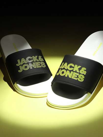 Jack & Jones Men
                    Printed Sliders