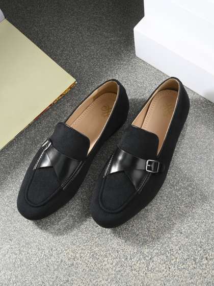 House of Pataudi Men
                        Lightweight Buckle-Detail Velvet Loafers