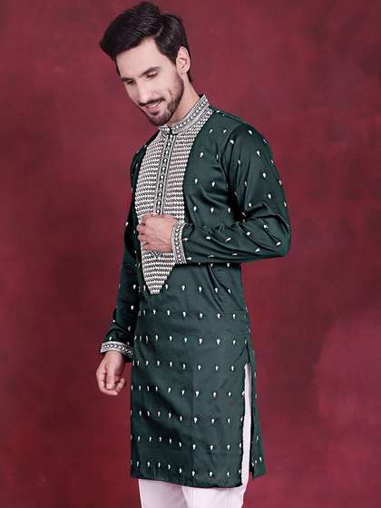 Jompers Embroidered Cotton Silk Kurta