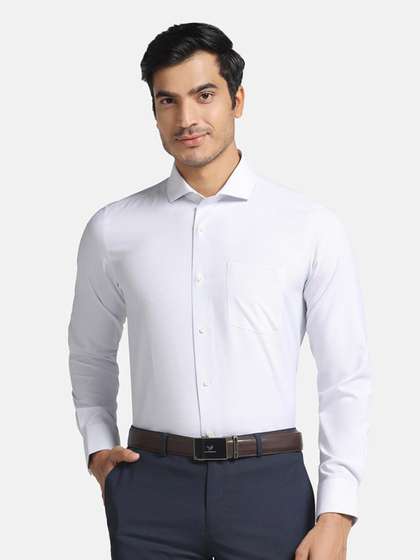 Blackberrys Men Textured Formal Slim Fit Wrinkle-Resistant Shirt