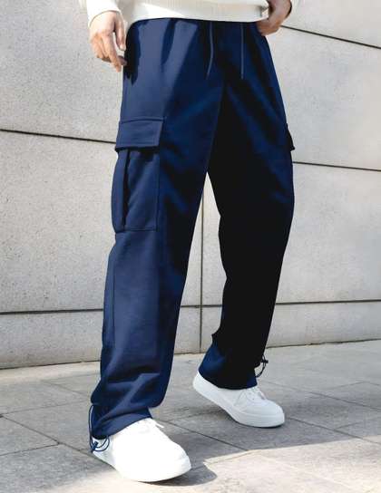 NOBERO Men Onyx
                      Oversized Relaxed Fit Mid-Rise Joggers With
                      Utility Box Pockets