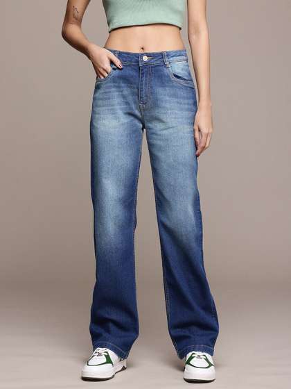 The Roadster Life
                        Co. Women Straight Fit Heavy Fade Stretchable
                        Jeans
