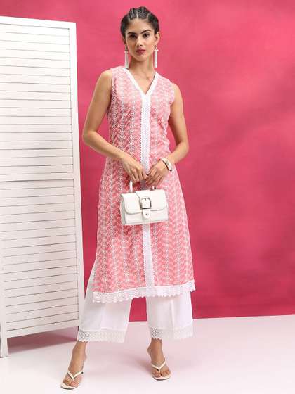 KETCH Floral Embroidered V Neck Sleeveless Thread Work Straight Kurta