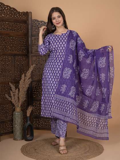 MEERA FAB Floral Printed Pure Cotton Kurta With Palazzo & Dupatta