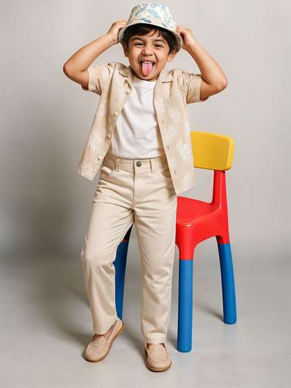 TALES & STORIES Boys
                    Mid-Rise Slim Fit Chinos