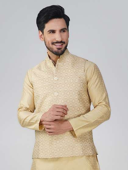 Vastraa Fusion Woven Design Silk Nehru Jacket