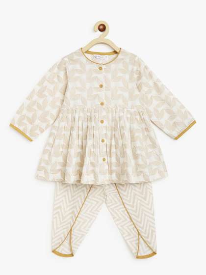Campana Girls Floral
                    Printed Empire Pure Cotton Kurta with Dhoti Pants