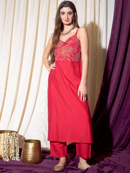 indo street Floral Yoke Design Thread Work Kurta With Trouser