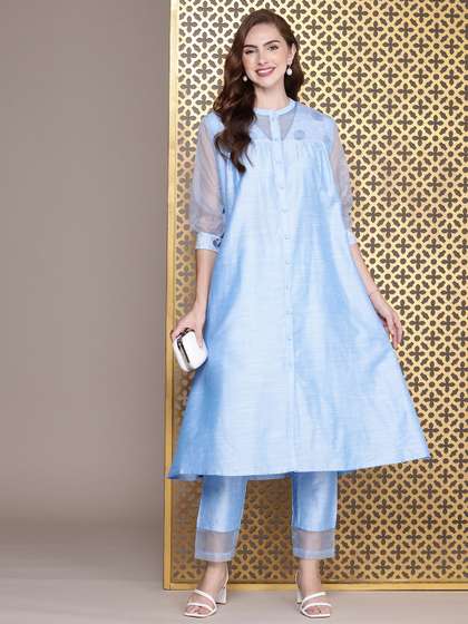 House of Pataudi Regular Thread Work Jashn Kurta With Trousers