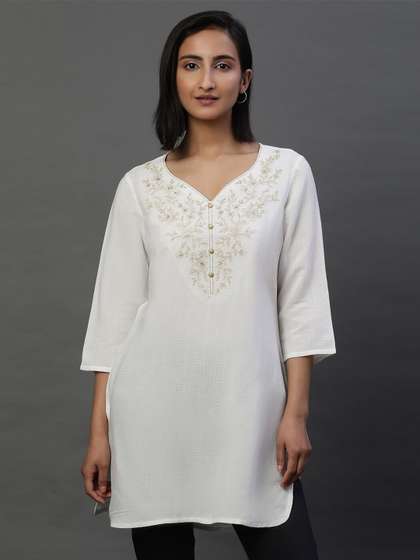 AURELIA Floral Embroidered V-Neck Straight Kurti