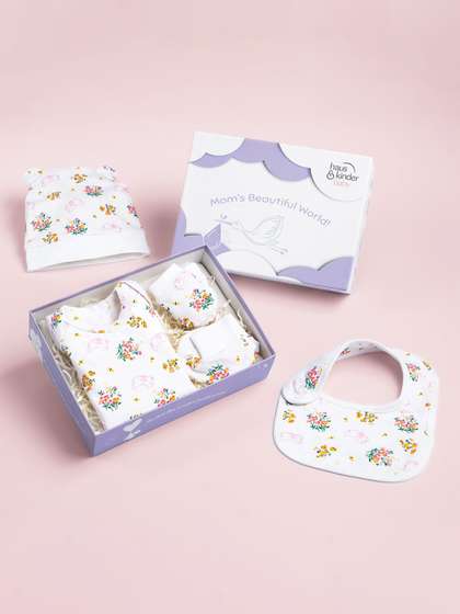 haus & kinder
                    Infants 5-Pcs Printed Pure Cotton Baby Apparel Gift
                    Set