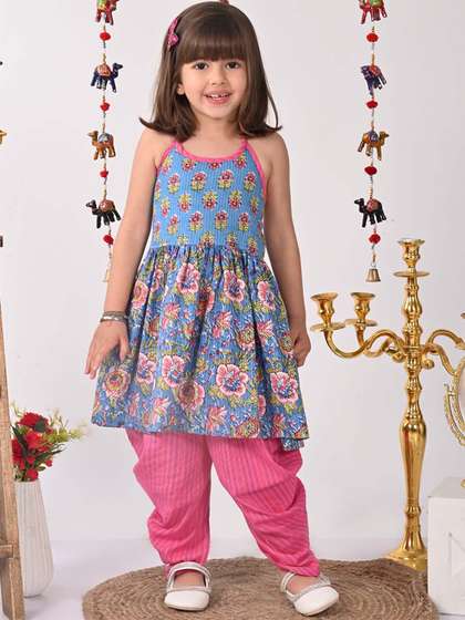 Sangria Girls halter
                    Neck Floral Printed Pure Cotton Sleeveless Kurta
                    Sets