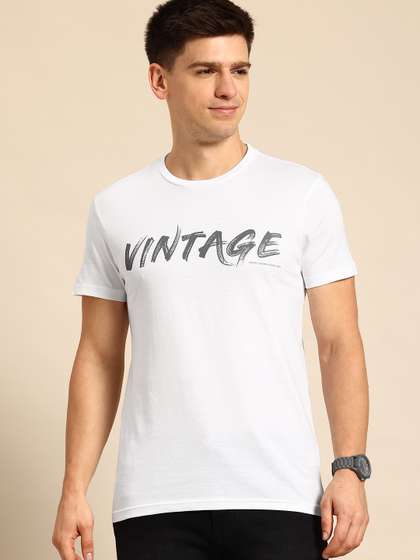 United Colors of Benetton Men Typography Printed T-shirt